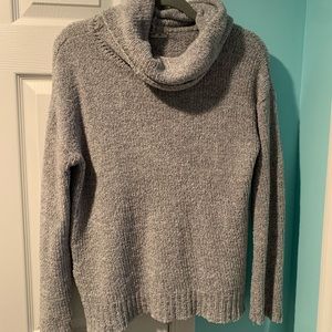 BB Dakota grey sweater